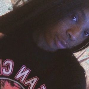 Meet your Posher, Alexia